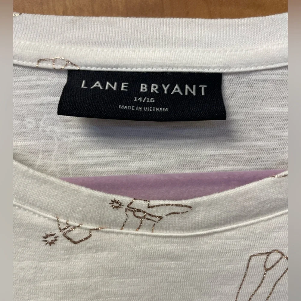 Lane Bryant Cream Long Sleeve Top with Subtle Metallic Boot Print - Picture 3 of 7
